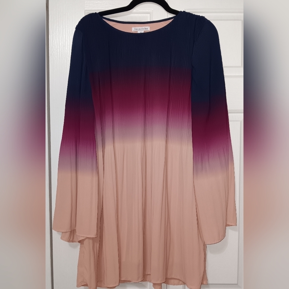 Loveriche Ombre Style Bell Sleeve Dress Small